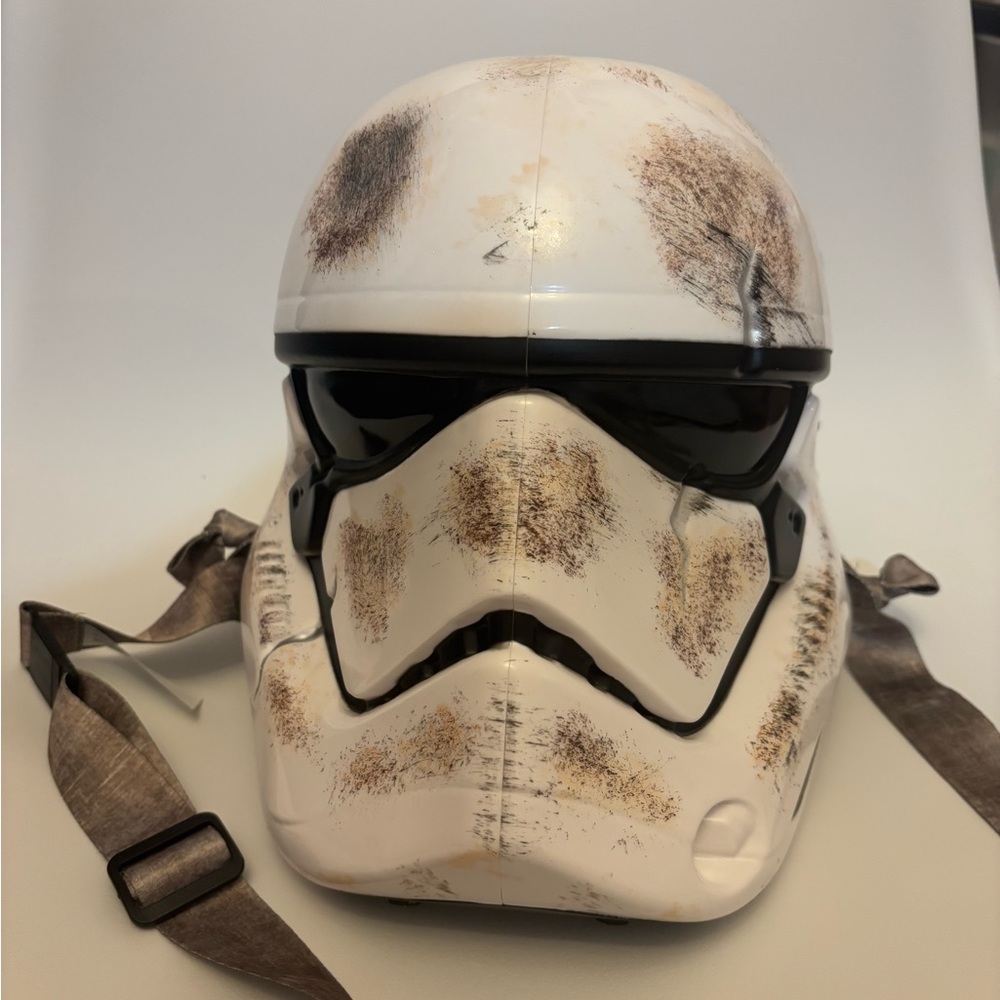 Storm trooper popcorn bucket